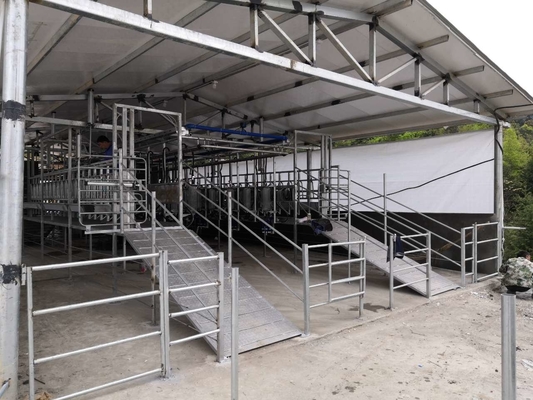 Sala de estar de ordenha da cabra SS304 que ordenha o equipamento da cabra da leiteria dos sistemas