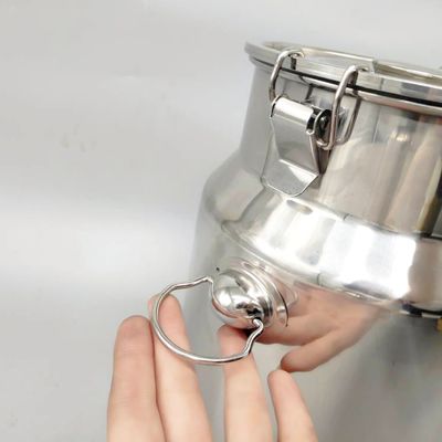 A lata 0.8mm de aço inoxidável grossa super 8L pequeno do leite selou o armazenamento